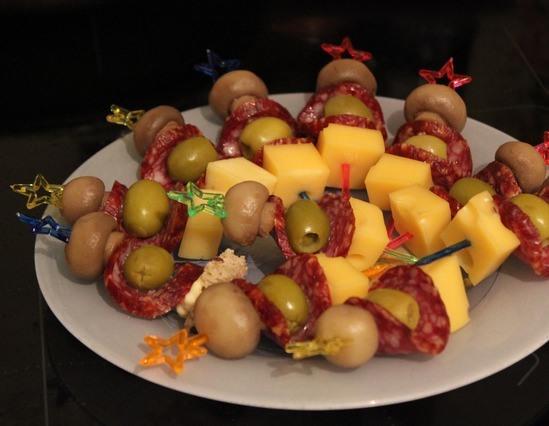 Канапе с сыро-кочёностями, кремом, гренкой Канапе с сыро-кочёностями, кремом, гренкой