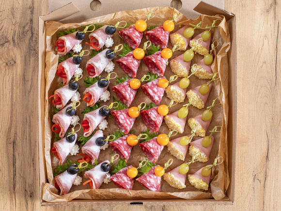 Аппетитные боксы на 15-20 персон в Архангельске